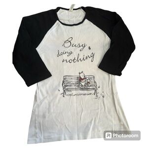 Disney Pooh white/black Tshirt Large